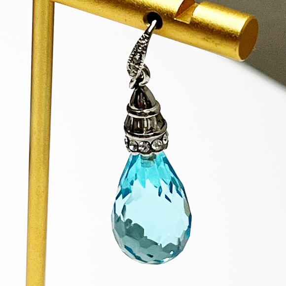 Givenchy Blue Faceted Teardrop Drop Earrings - Picture 6 of 6